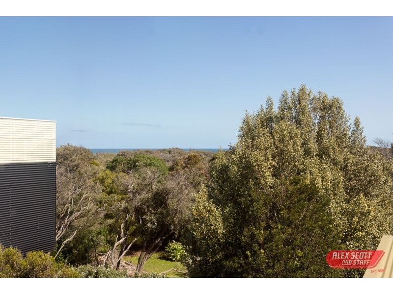 104 VIMINARIA RD, Harmers Haven VIC 3995