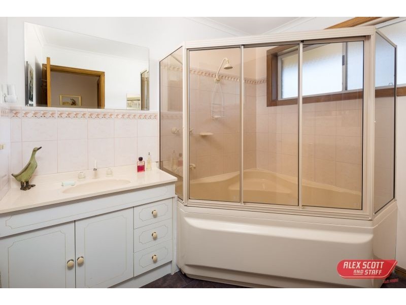 21 HENRY STREET EAST, Wonthaggi VIC 3995