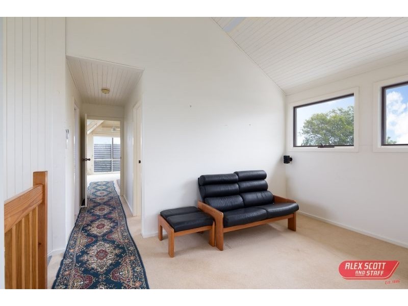 17 QUEEN STREET, Wonthaggi VIC 3995
