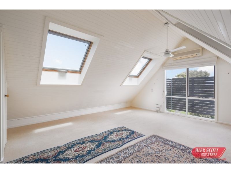 17 QUEEN STREET, Wonthaggi VIC 3995