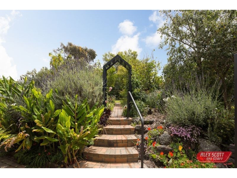 17 QUEEN STREET, Wonthaggi VIC 3995