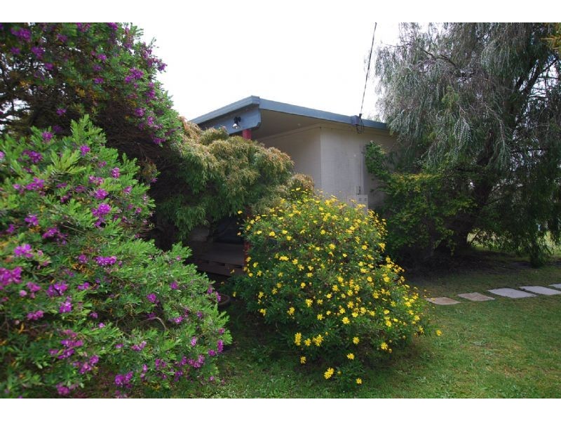 18 ANGLERS ROAD, Cape Paterson VIC 3995