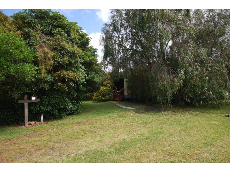 18 ANGLERS ROAD, Cape Paterson VIC 3995