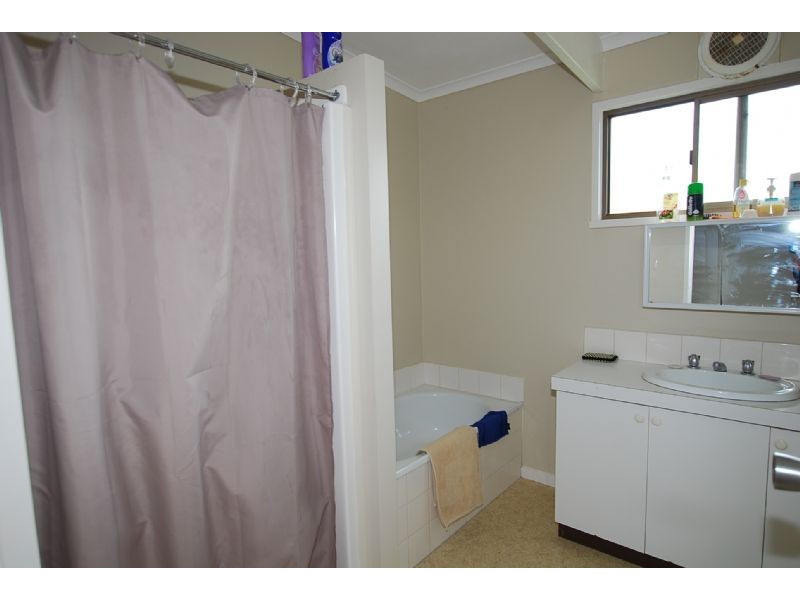 18 ANGLERS ROAD, Cape Paterson VIC 3995