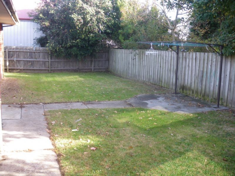 8 LEWIS AVENUE, Wonthaggi VIC 3995