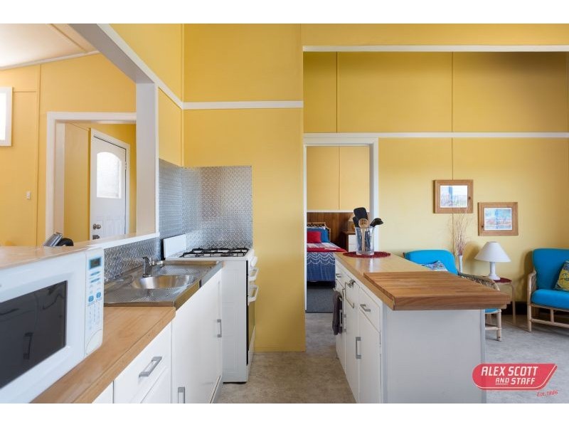 42 VIMINARIA RD, Harmers Haven VIC 3995