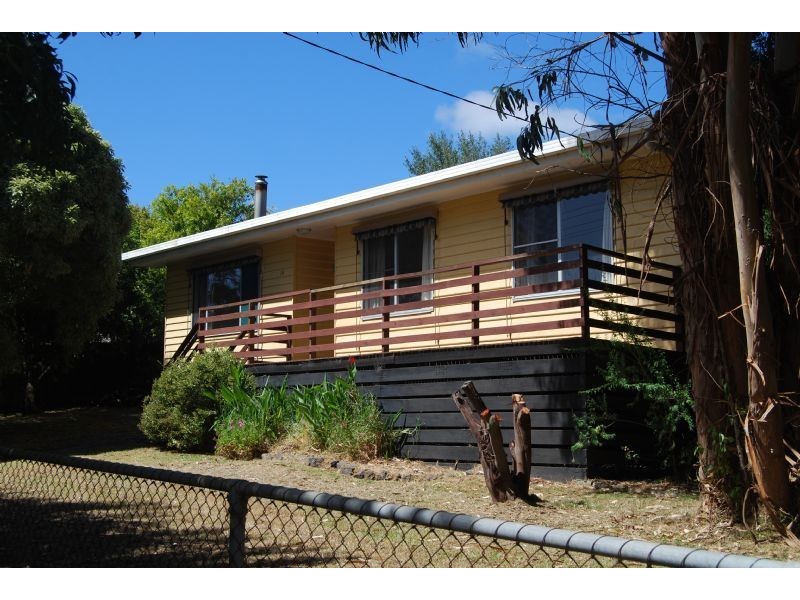 19 MCKENZIE STREET, Wonthaggi VIC 3995
