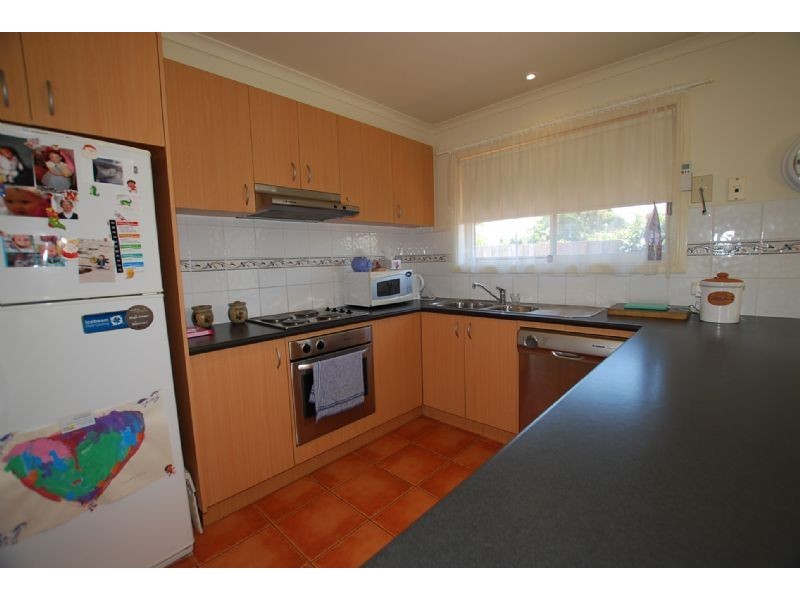 2/93 MCKENZIE STREET, Wonthaggi VIC 3995