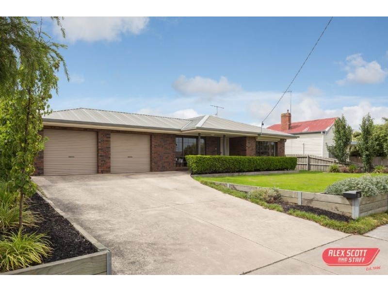 32 TURNER STREET, Wonthaggi VIC 3995