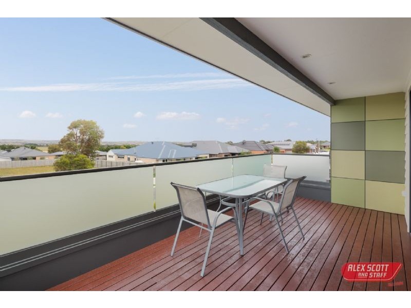 6 CANARY WAY, Wonthaggi VIC 3995