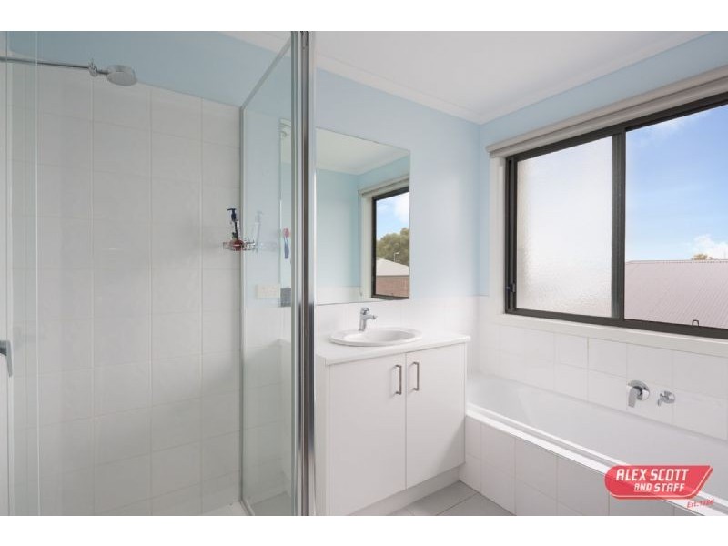 6 CANARY WAY, Wonthaggi VIC 3995