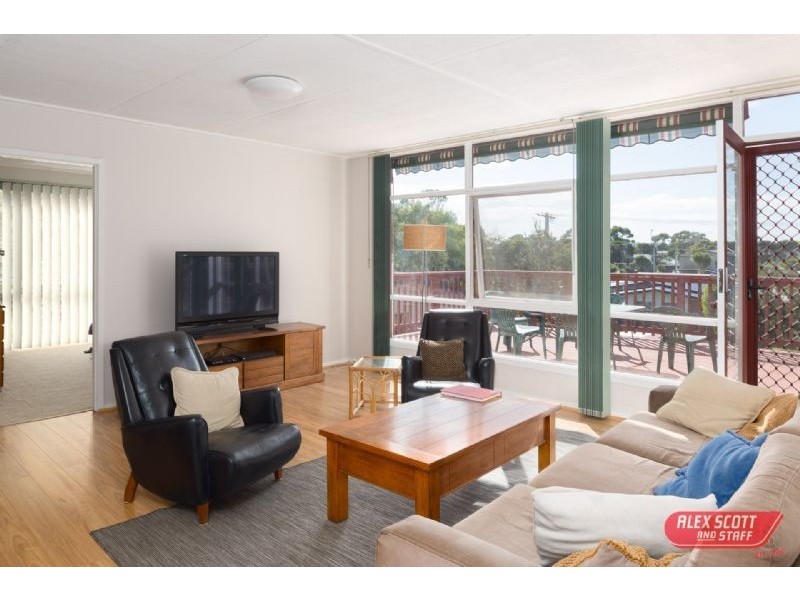 13 TAROOH STREET, Cape Paterson VIC 3995