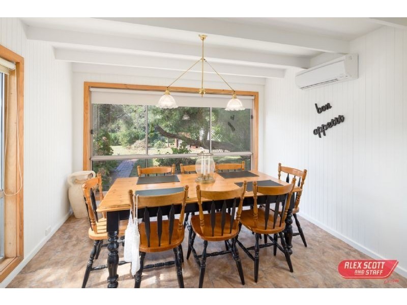 4 SWAN STREET, Cape Paterson VIC 3995