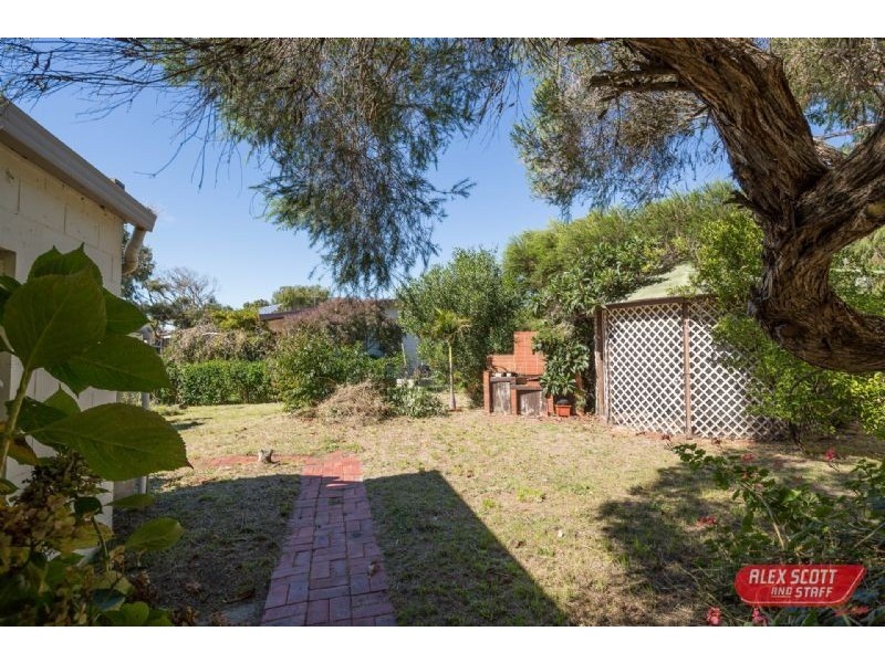 4 SWAN STREET, Cape Paterson VIC 3995