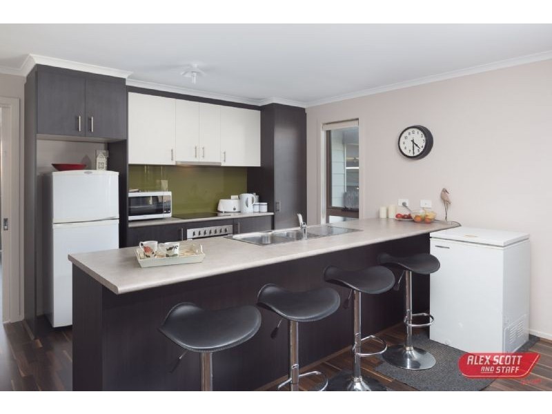 7 CAMBRIDGE WAY, Wonthaggi VIC 3995