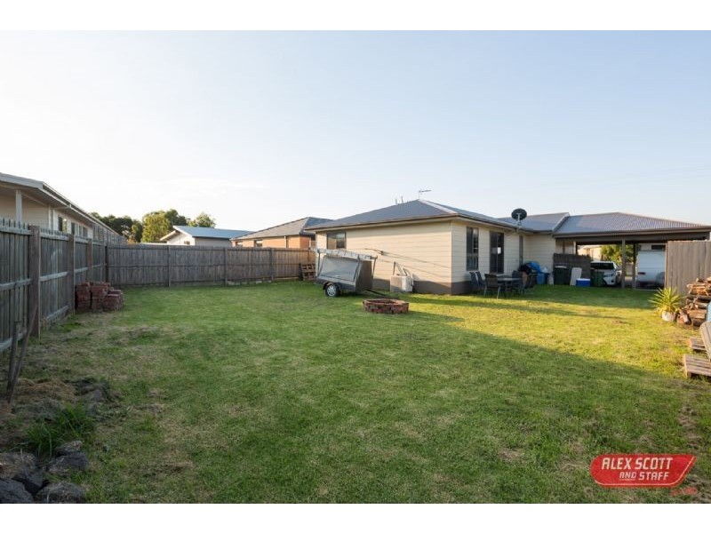 7 CAMBRIDGE WAY, Wonthaggi VIC 3995