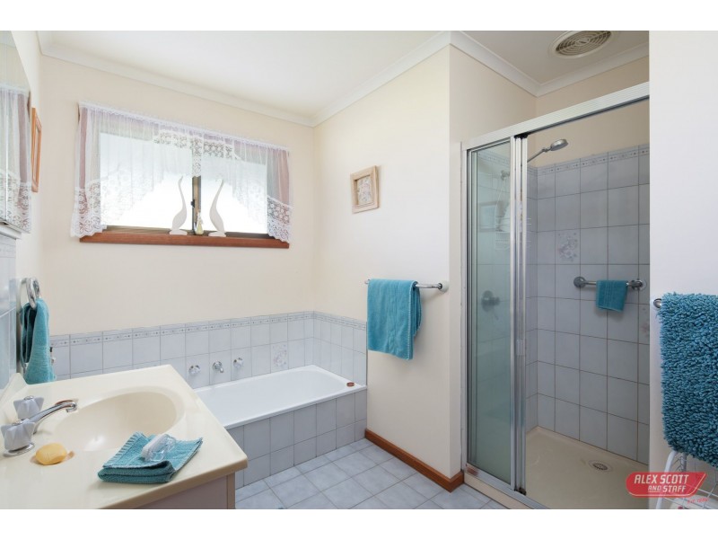 275 MCCRAWS ROAD, Wattle Bank VIC 3995