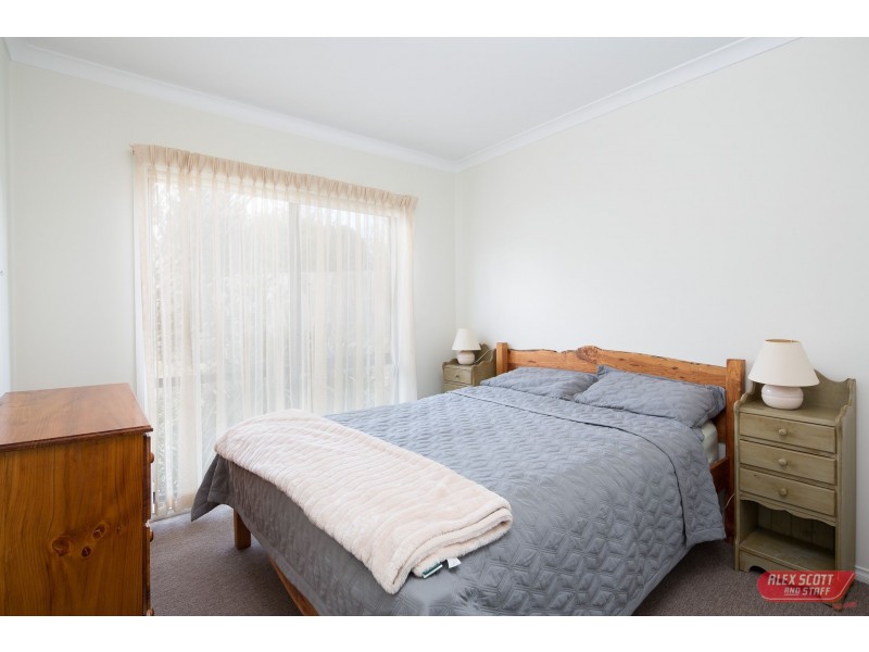 2/4 MERRIN CRESCENT, Wonthaggi VIC 3995