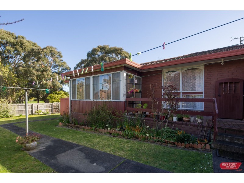 12 DARYL AVENUE, Wonthaggi VIC 3995