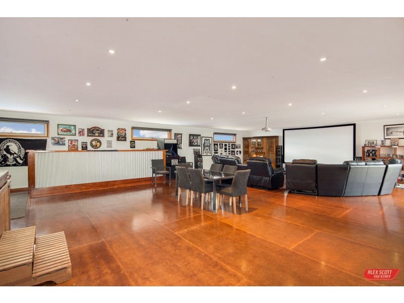 11 OXFORD WAY, Wonthaggi VIC 3995
