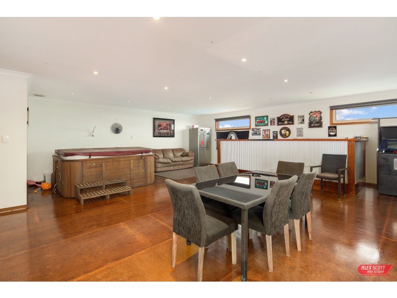 11 OXFORD WAY, Wonthaggi VIC 3995