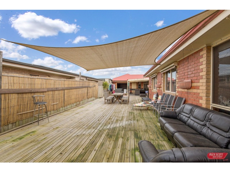 11 OXFORD WAY, Wonthaggi VIC 3995