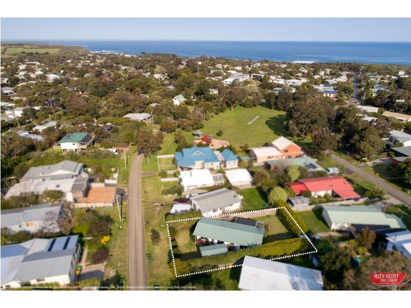 7 PARK PARADE ROAD, Cape Paterson VIC 3995