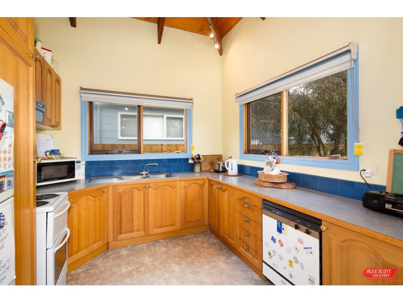 24 ANGLERS ROAD, Cape Paterson VIC 3995