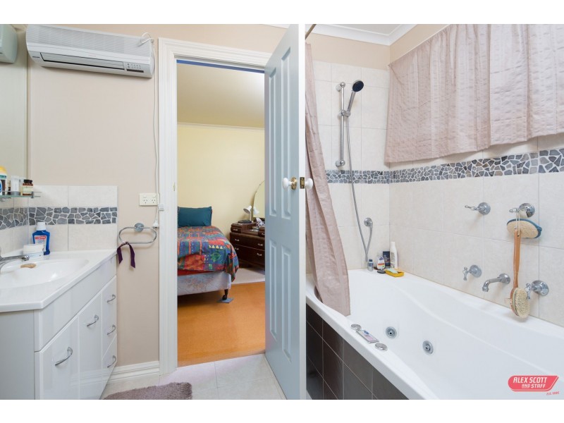 24 ANGLERS ROAD, Cape Paterson VIC 3995