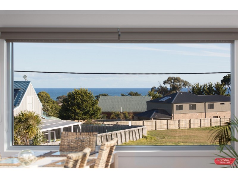 1 COASTAL RISE, Kilcunda VIC 3995