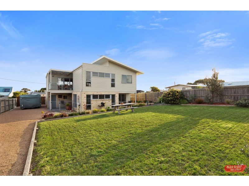 1 COASTAL RISE, Kilcunda VIC 3995