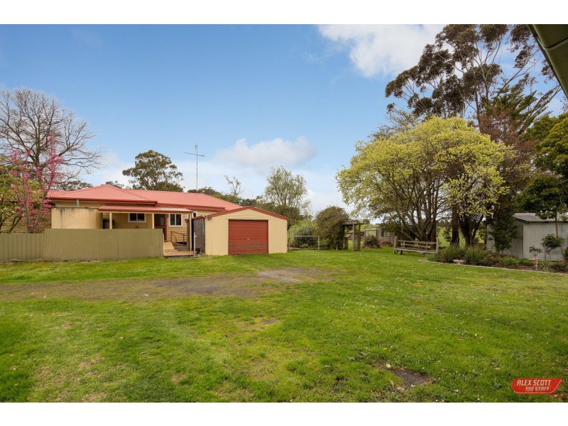 32 LOLANDS ROAD, Kongwak VIC 3951