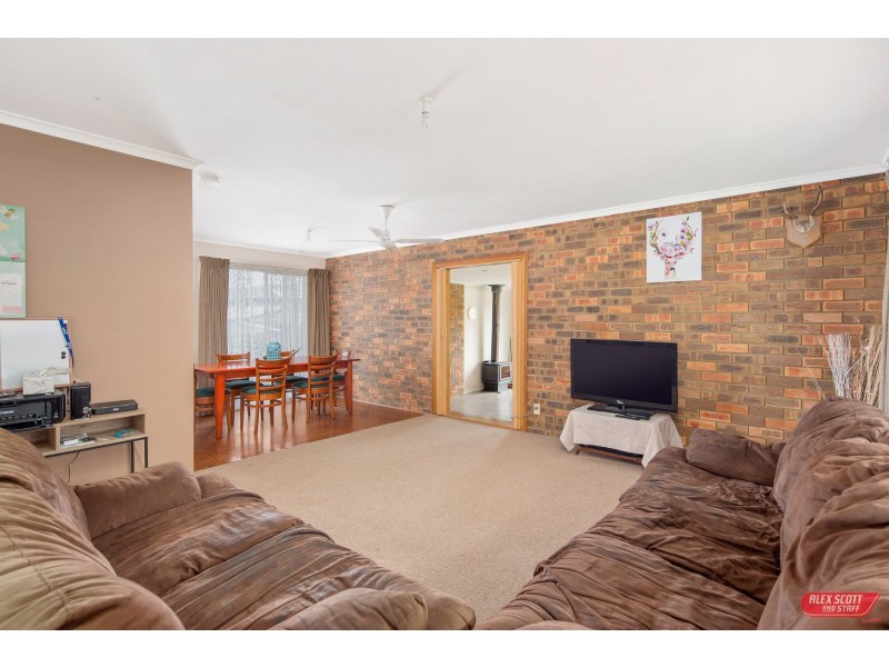 1 TULLOCH STREET, Dalyston VIC 3992