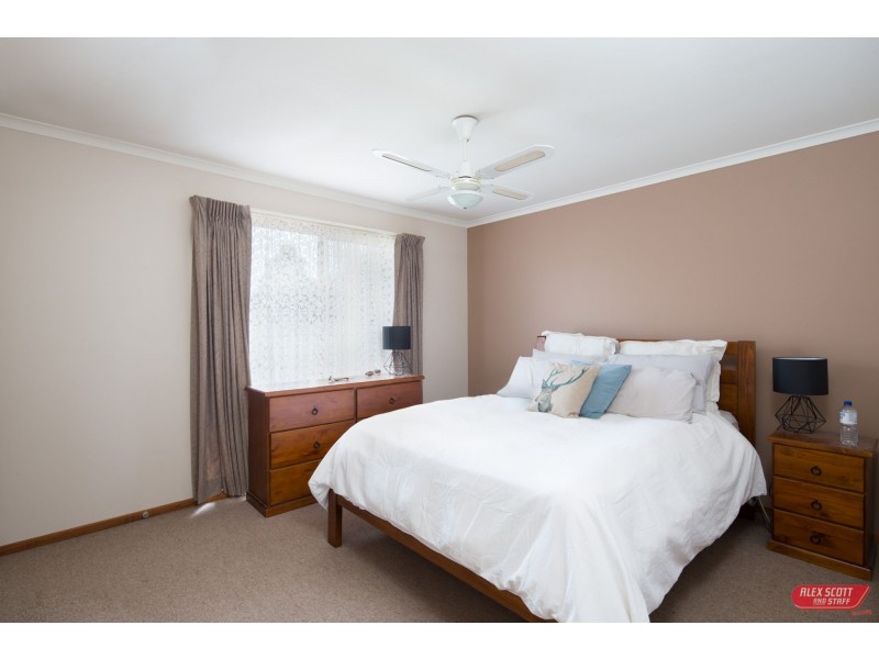 1 TULLOCH STREET, Dalyston VIC 3992
