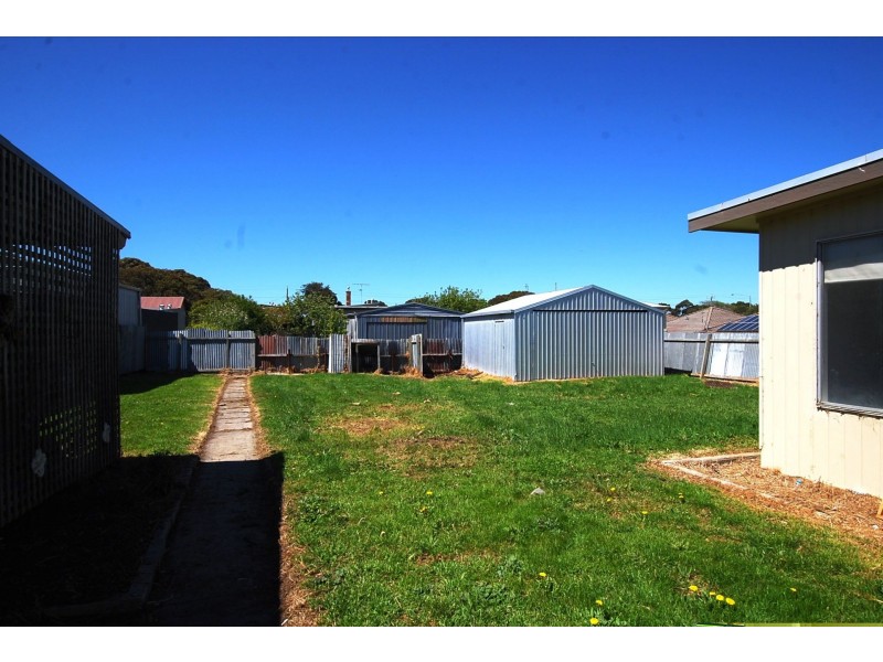 63 BROOME CRESCENT, Wonthaggi VIC 3995