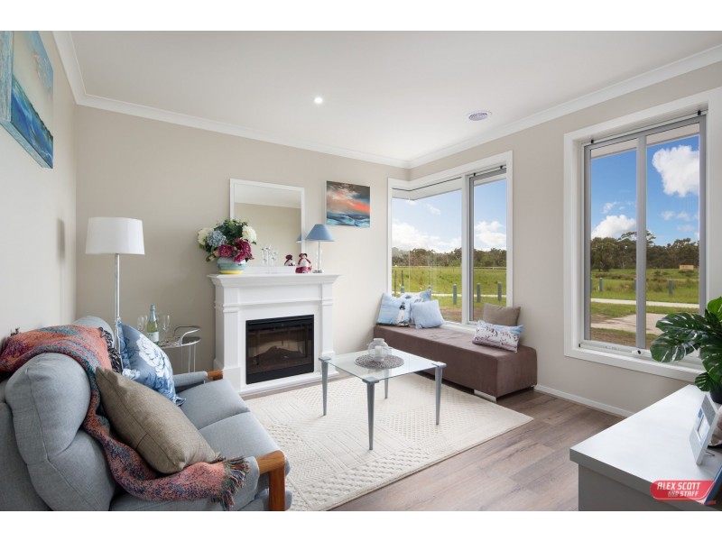 12 ANSER PLACE, Inverloch VIC 3996