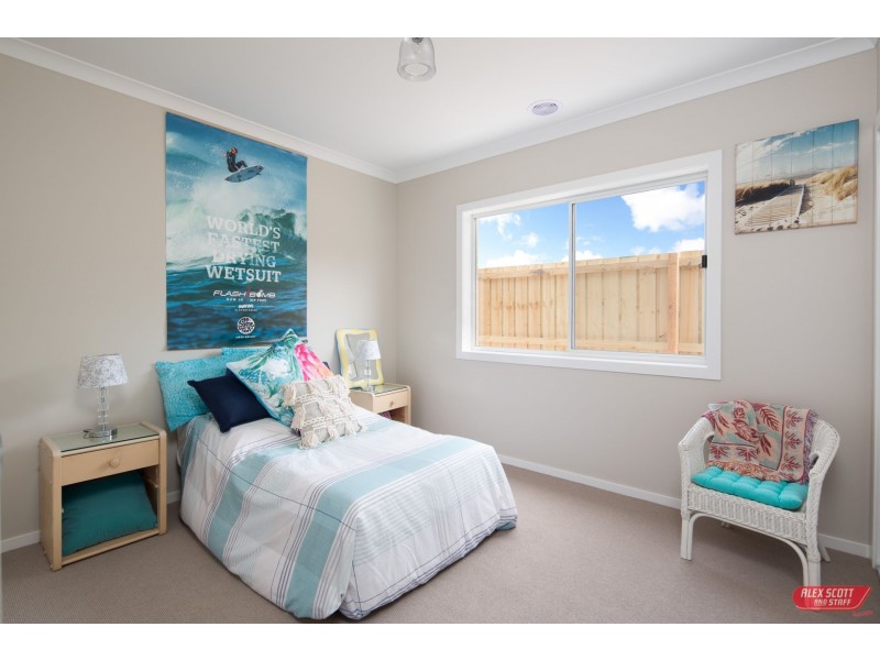 12 ANSER PLACE, Inverloch VIC 3996