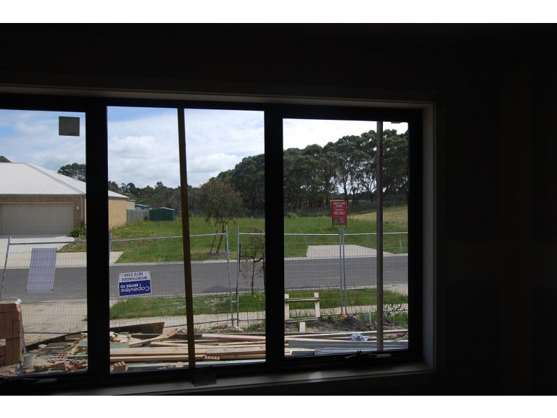 12 HERON DRIVE, Wonthaggi VIC 3995