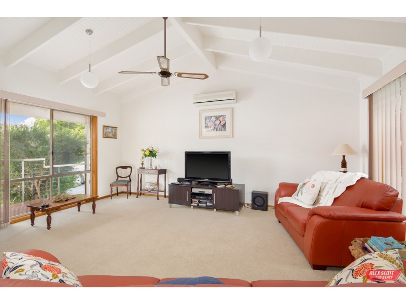 9 OXFORD WAY, Wonthaggi VIC 3995