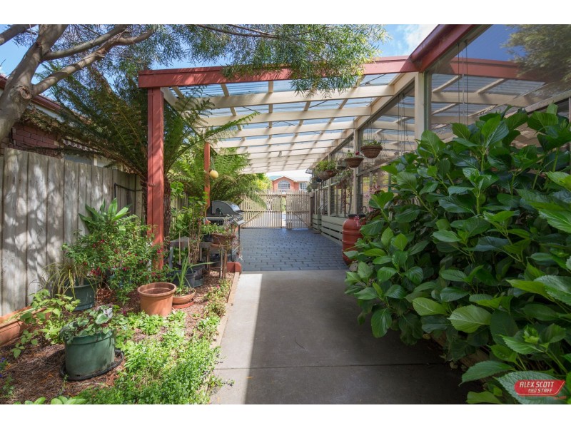 9 OXFORD WAY, Wonthaggi VIC 3995