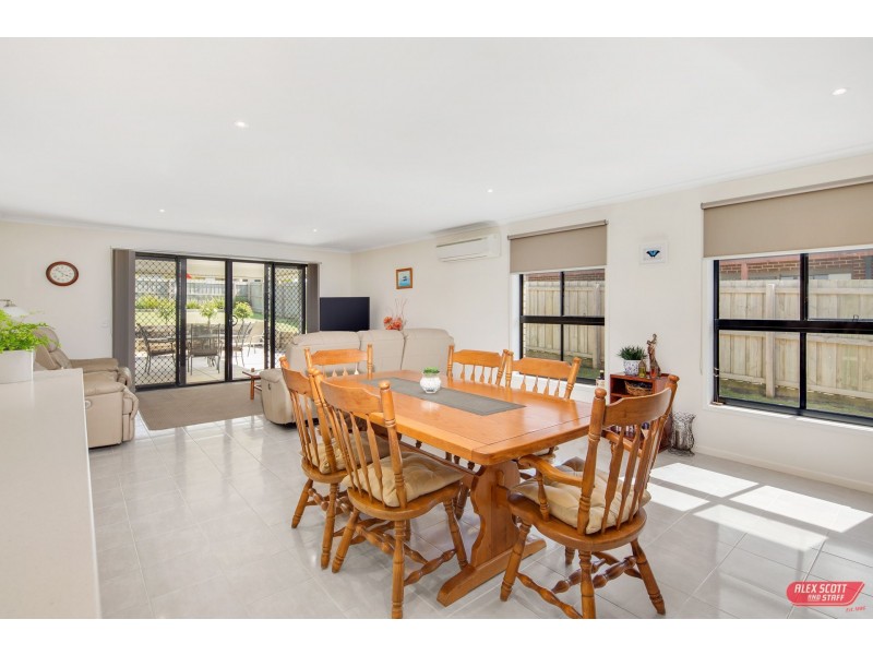 14 CANARY WAY, Wonthaggi VIC 3995