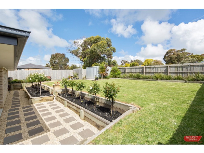 14 CANARY WAY, Wonthaggi VIC 3995
