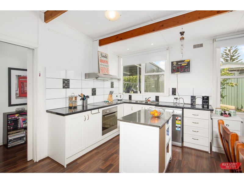 8 KINGSTON ROAD, Wonthaggi VIC 3995
