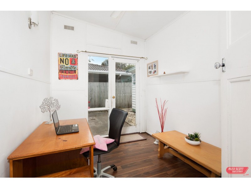 8 KINGSTON ROAD, Wonthaggi VIC 3995