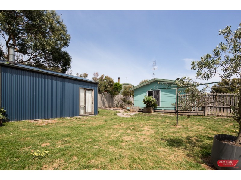 76 MARINE STREET, Cape Paterson VIC 3995