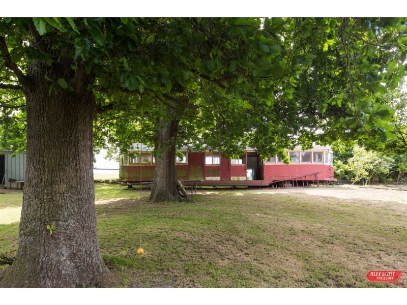 985 LOCH-WONTHAGGI ROAD, Krowera VIC 3945