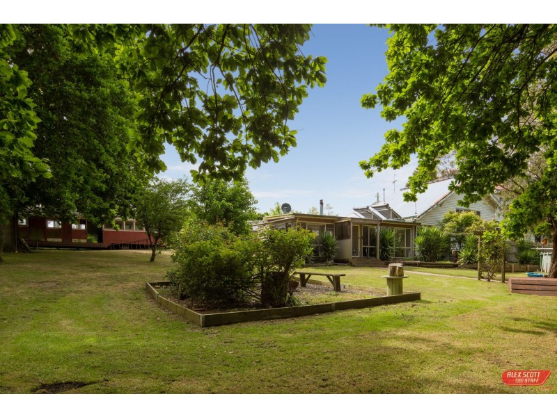 985 LOCH-WONTHAGGI ROAD, Krowera VIC 3945