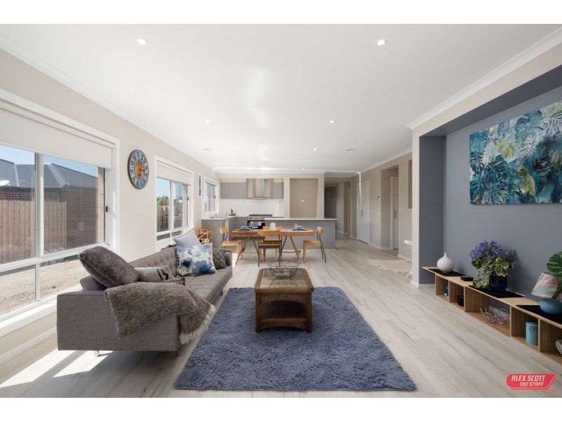 8 O’BRIEN CIRCUIT, Wonthaggi VIC 3995