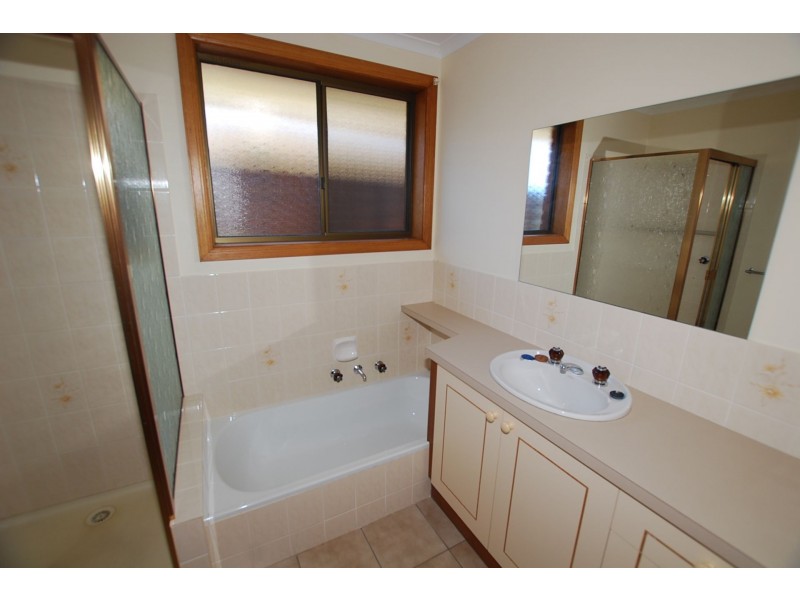 2/16 EASTON STREET, Wonthaggi VIC 3995