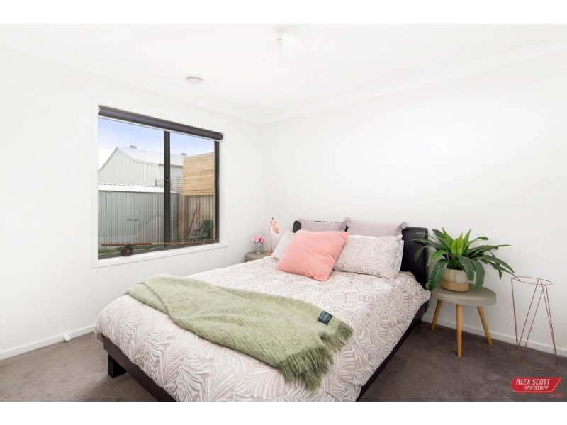 15 CITADEL WAY, Inverloch VIC 3996